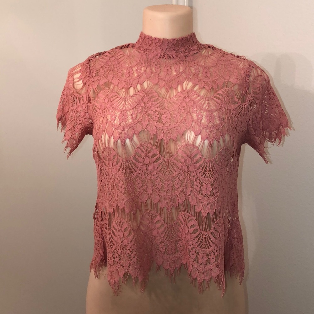 Backless lace top